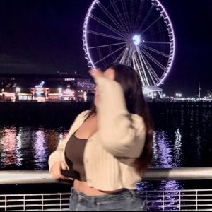 Meet your Posher, Mari